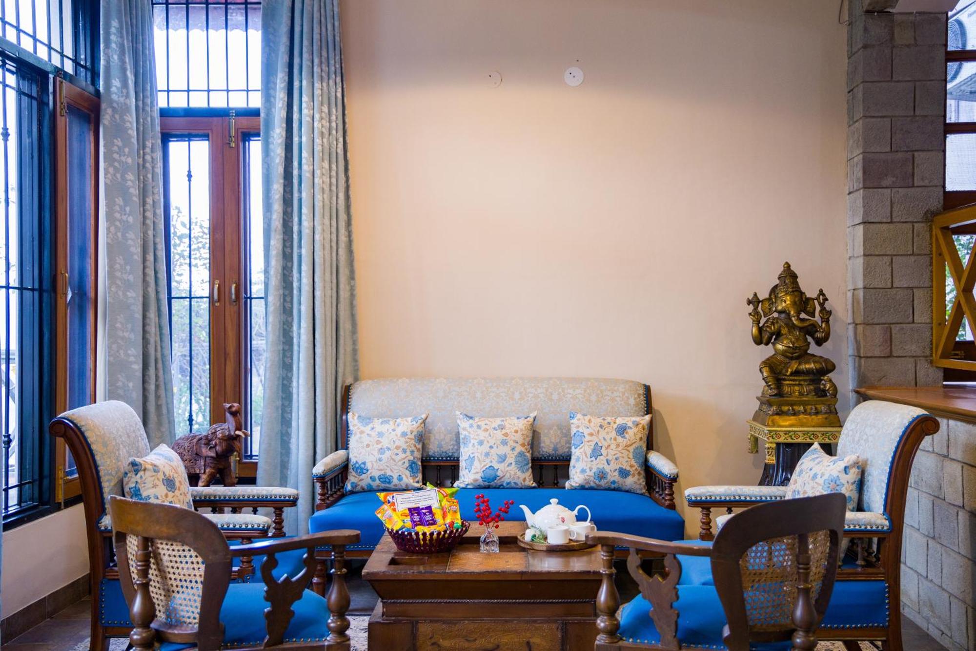 Alaya Stays Mehar Villa - 3 Bhk With Garden & Scenic Views Kasauli Exteriér fotografie