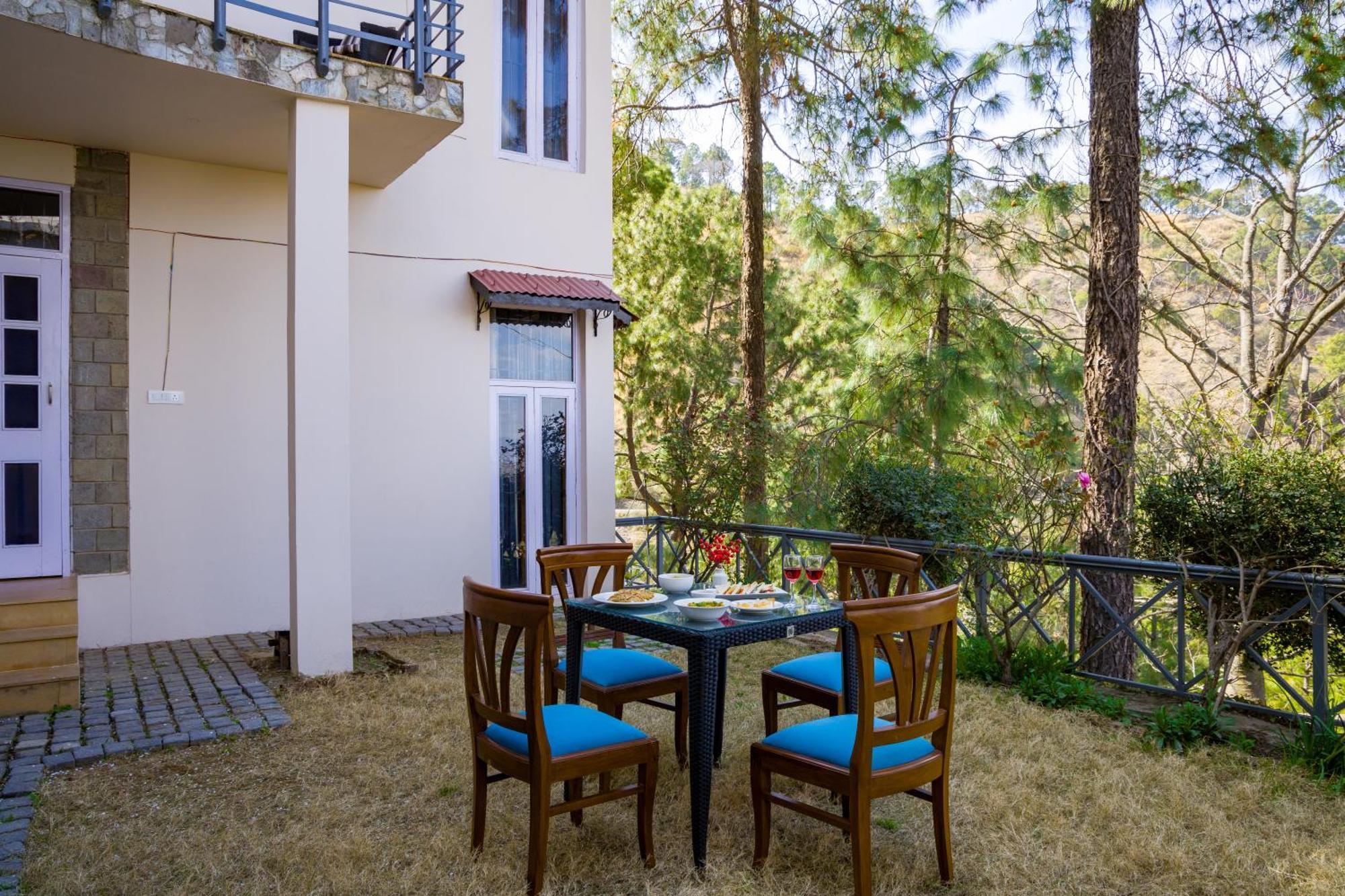 Alaya Stays Mehar Villa - 3 Bhk With Garden & Scenic Views Kasauli Exteriér fotografie